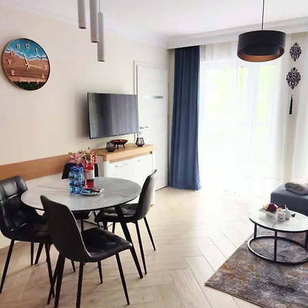 Amber Dream Kryty Basen Апартаменты Поберово